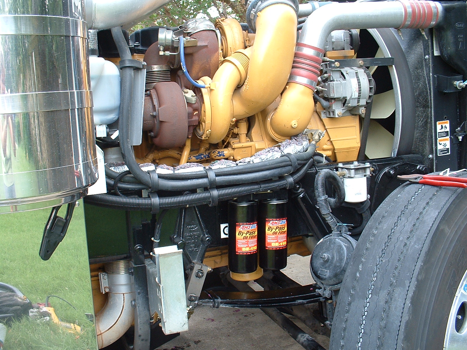 2005 Peterbilt with CAT ACERT C15 Engine